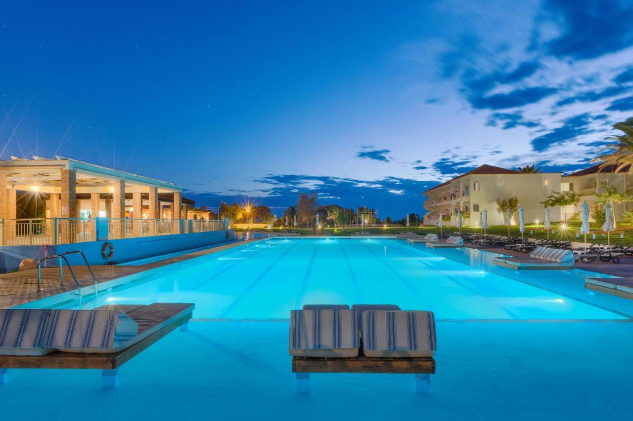 Aeolian Village Beach Resort Skála Eresoú Exteriör bild